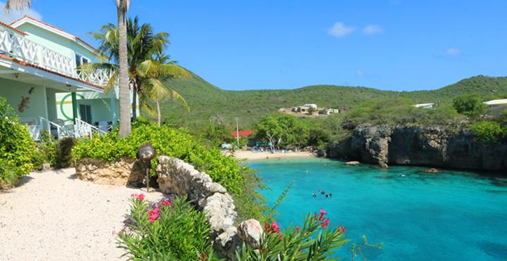Lagoon Ocean Resort 2 bdrm/2bath with beach access