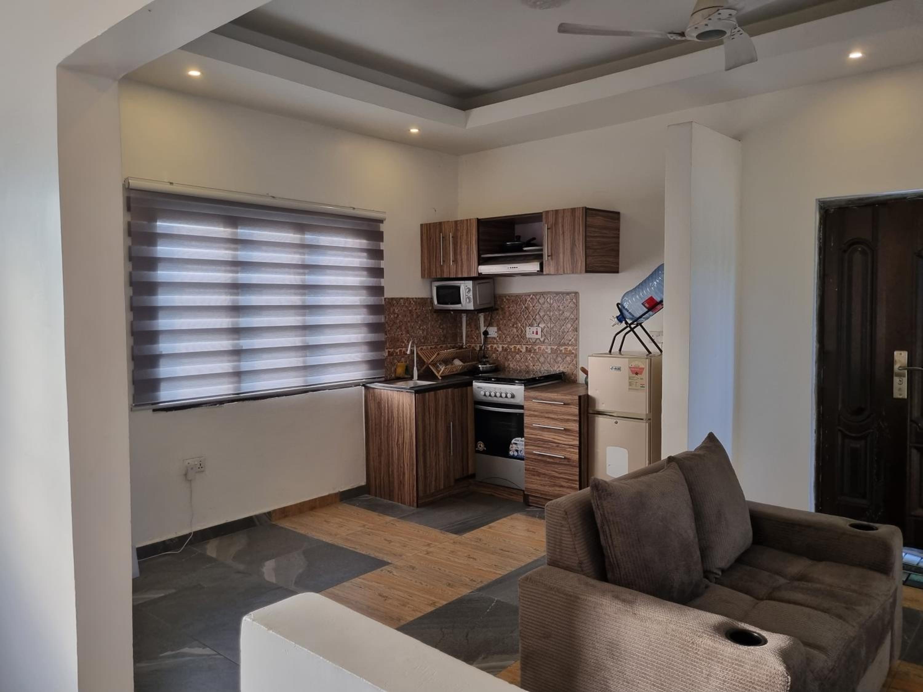 Sydney's Place, Labone-Accra view 5