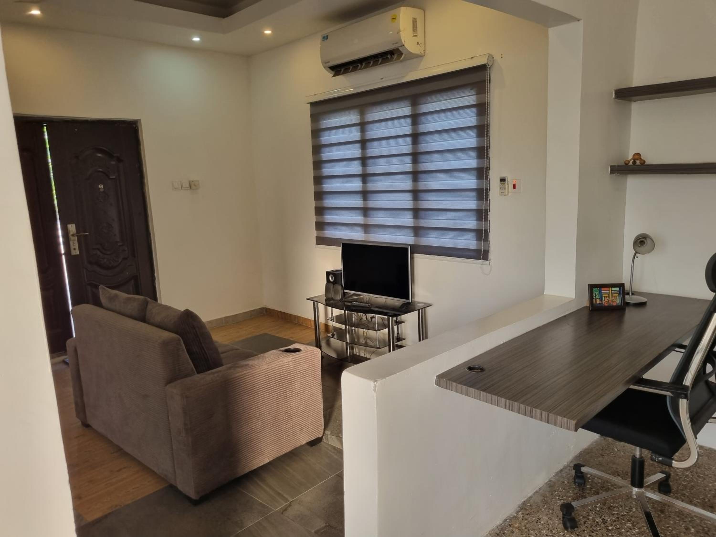 Sydney's Place, Labone-Accra view 2