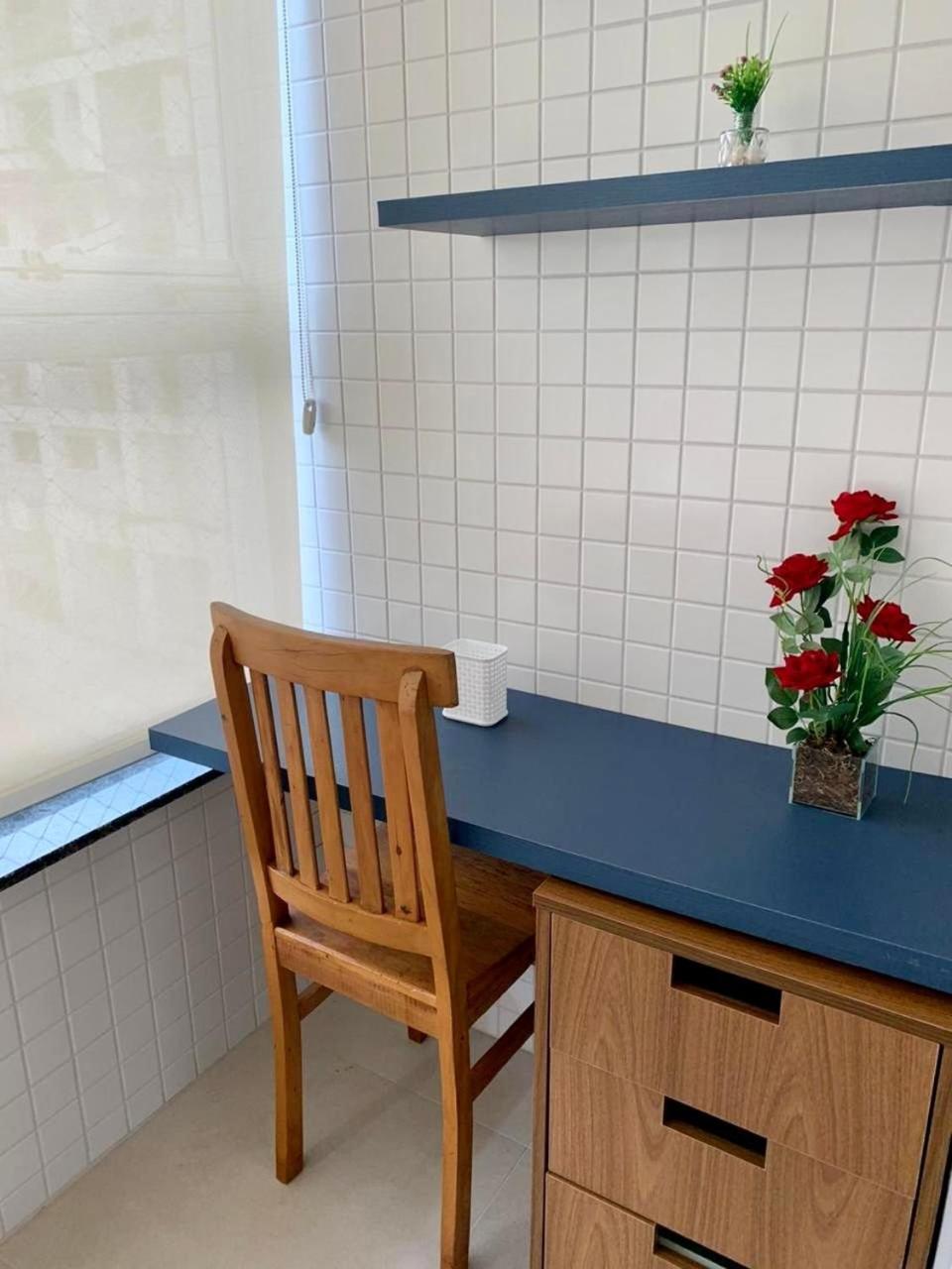 Apartamentos a 100m Praia das Toninhas PISCINA AQUECIDA