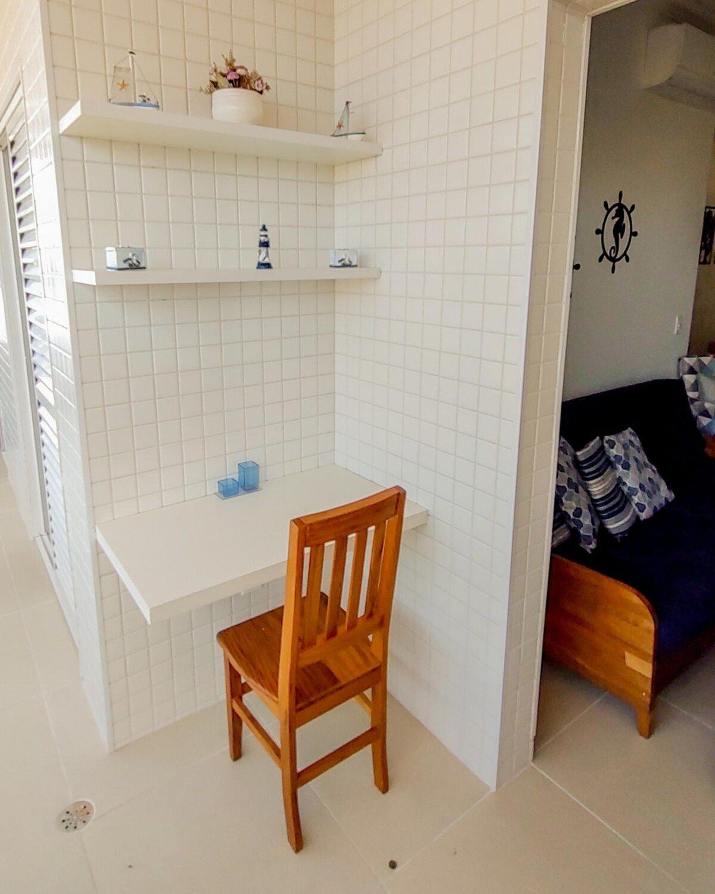 Apartamentos 300m Praia das Toninhas - vista para a serra do mar