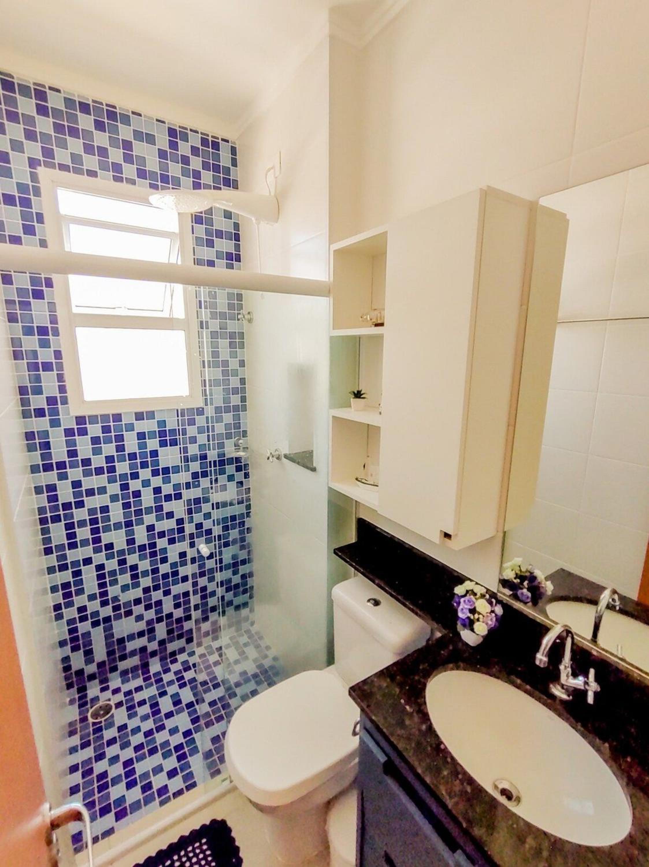 Apartamentos 300m Praia das Toninhas - vista para a serra do mar