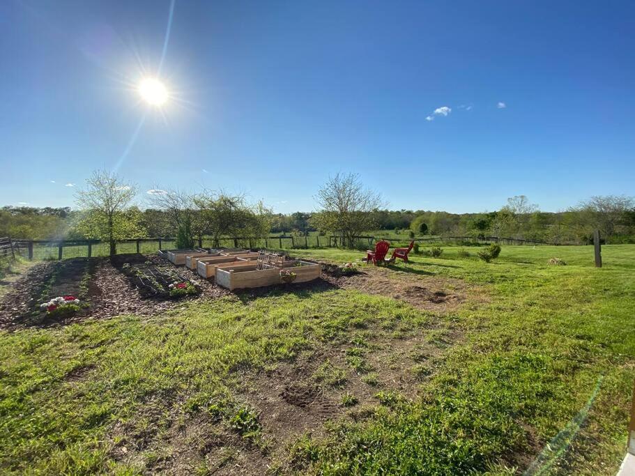 Green Acres Farmhouse Fugitive Beach/Military/MS&T view 5