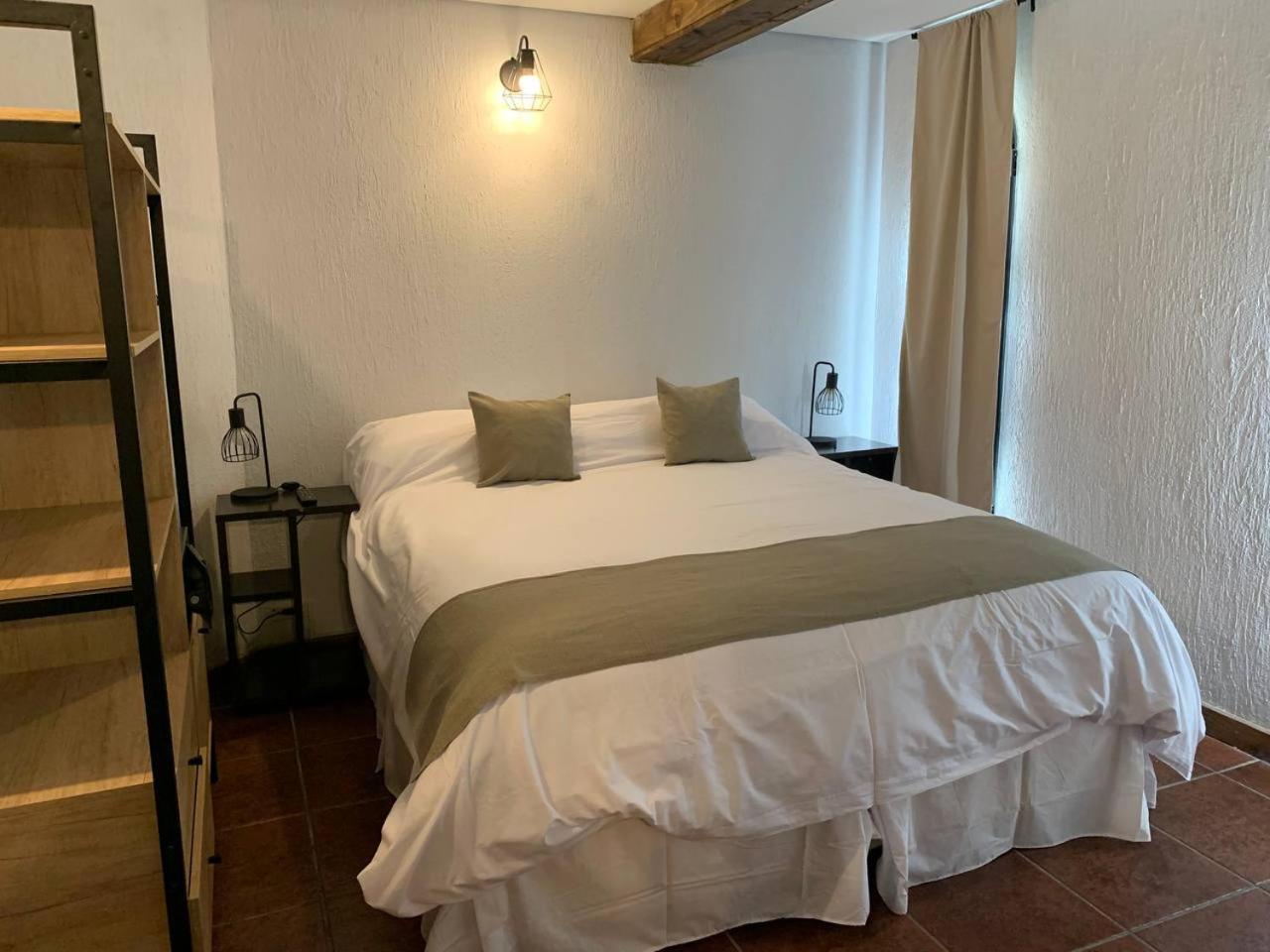 Del Caballero Hotel