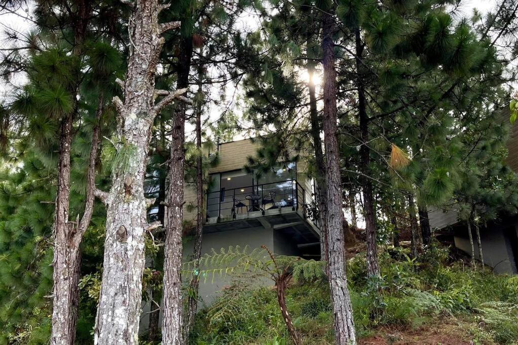 Cabaña Moderna con vista y acceso a la Represa