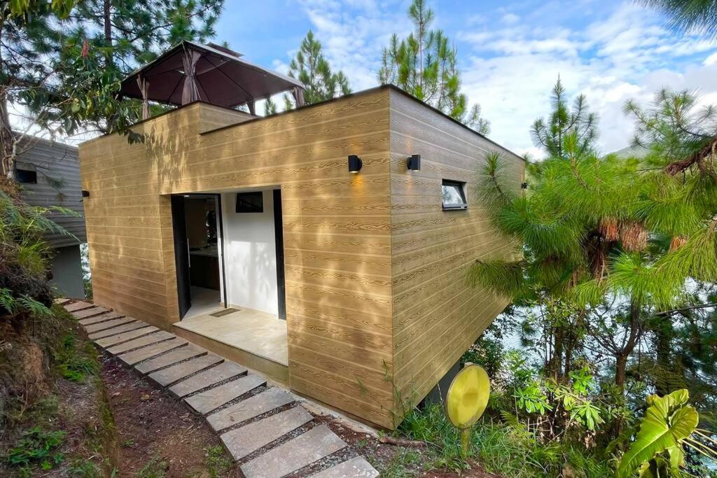 Cabaña Moderna con vista y acceso a la Represa
