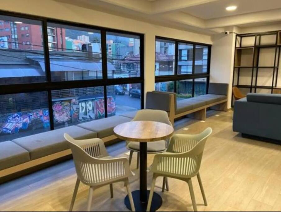915 Apartamento con estilo tipo loft