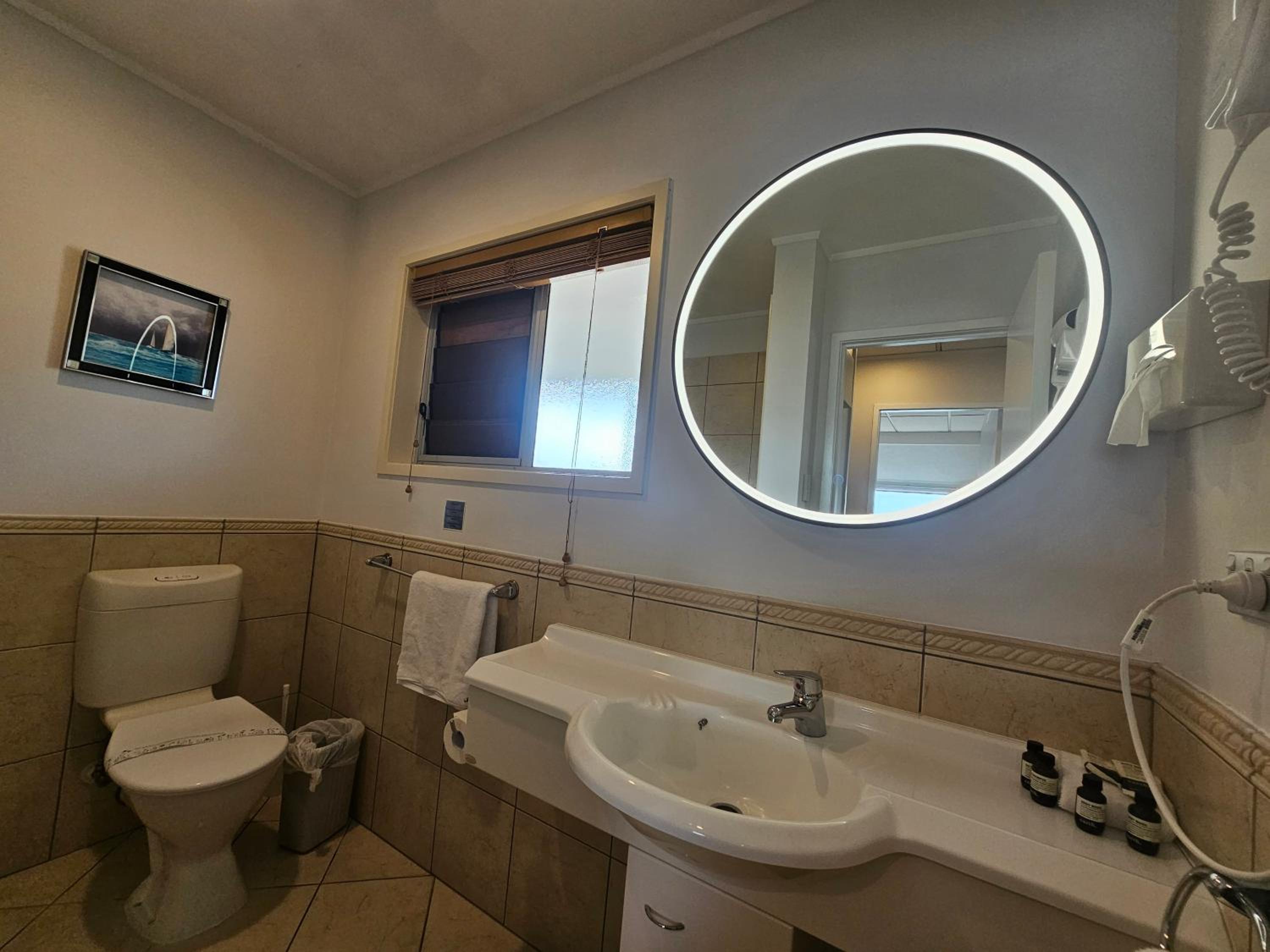 Tui Oaks Motel