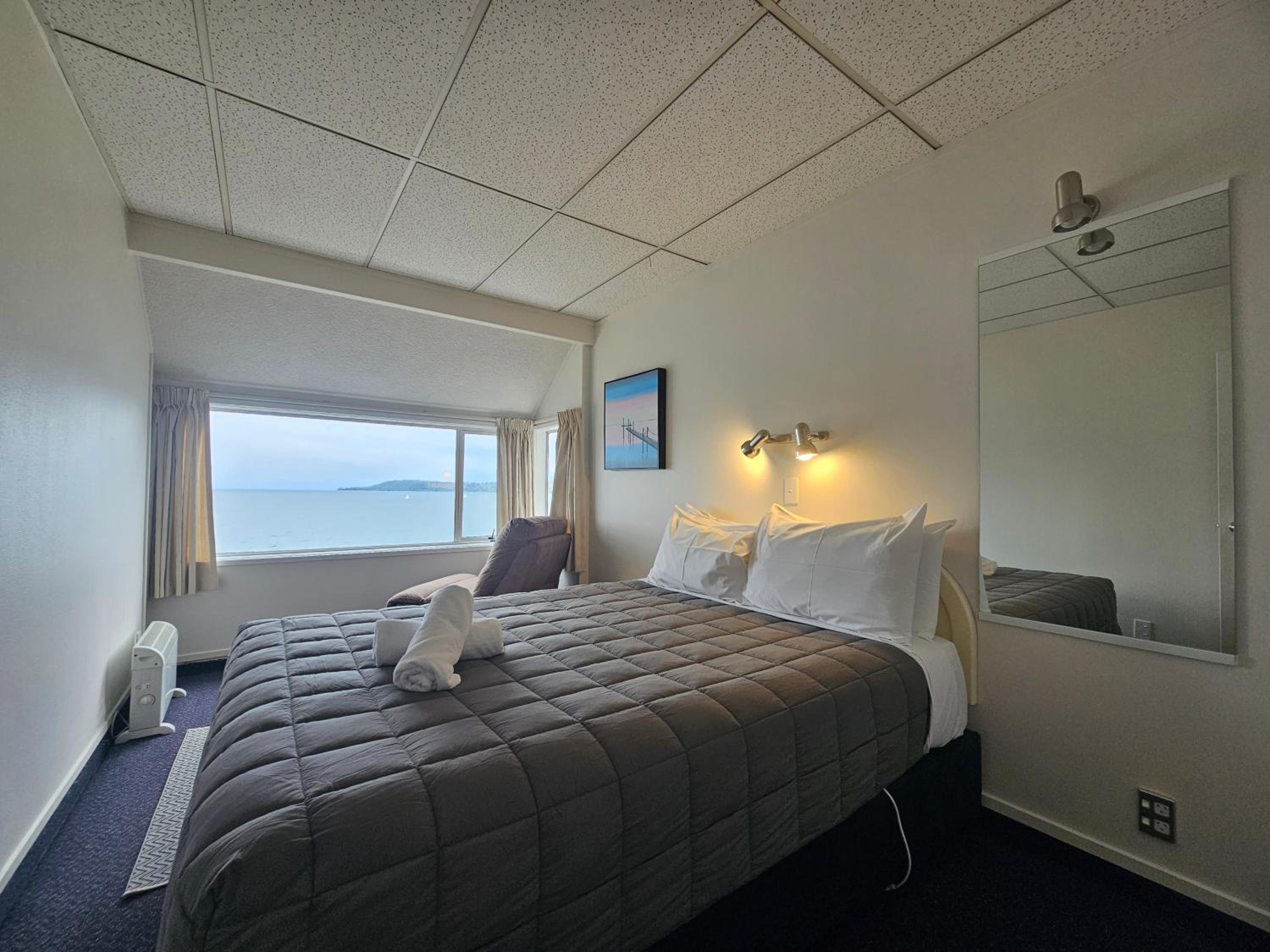 Tui Oaks Motel