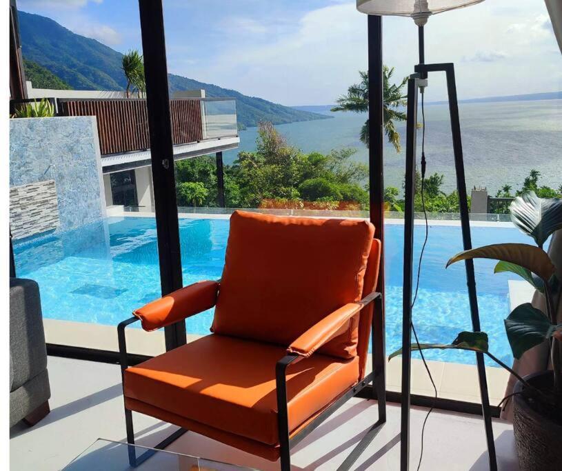 Lakeview Suite