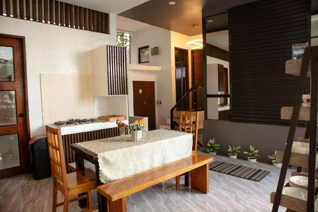 Lakeview Suite