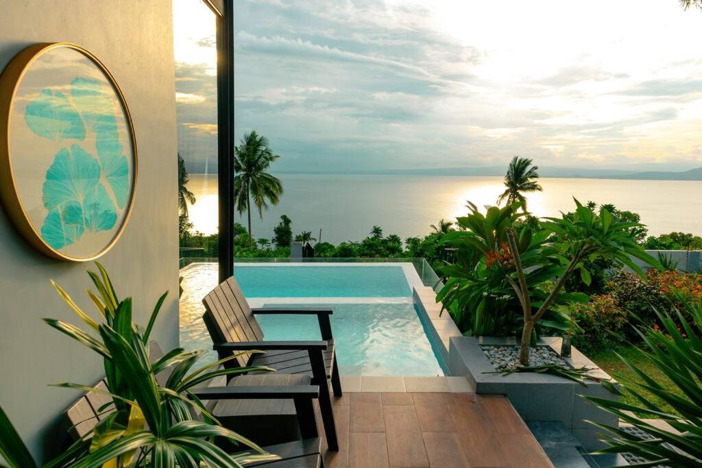 Lakeview Suite