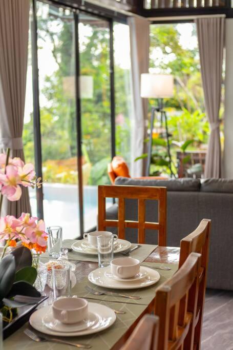 Lakeview Suite