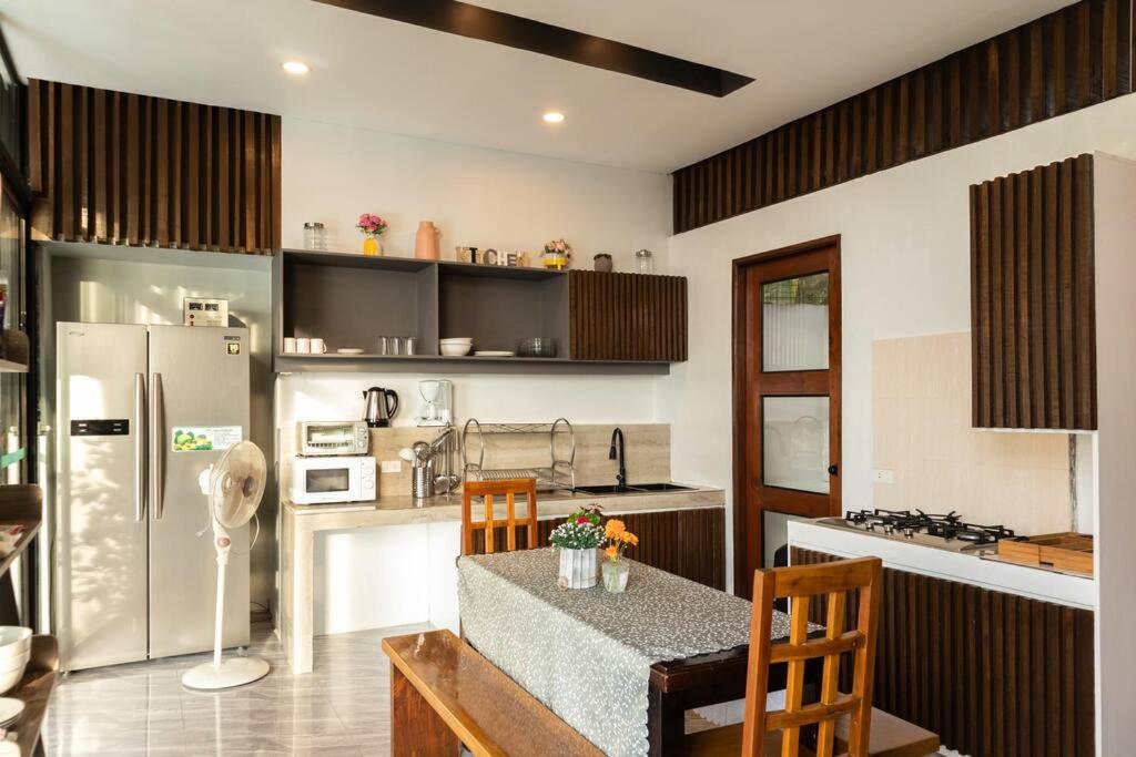 Lakeview Suite