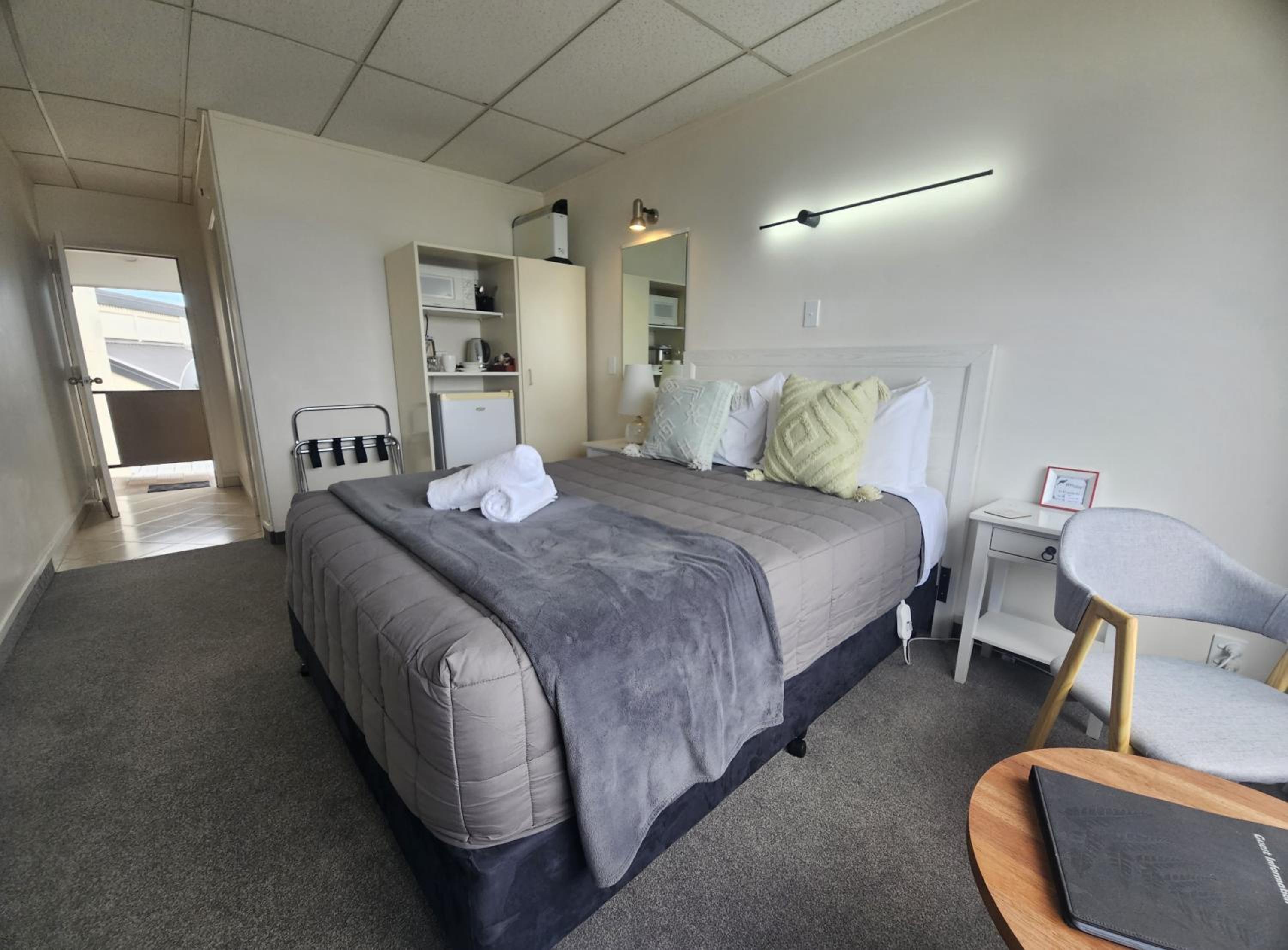 Tui Oaks Motel — photo 35