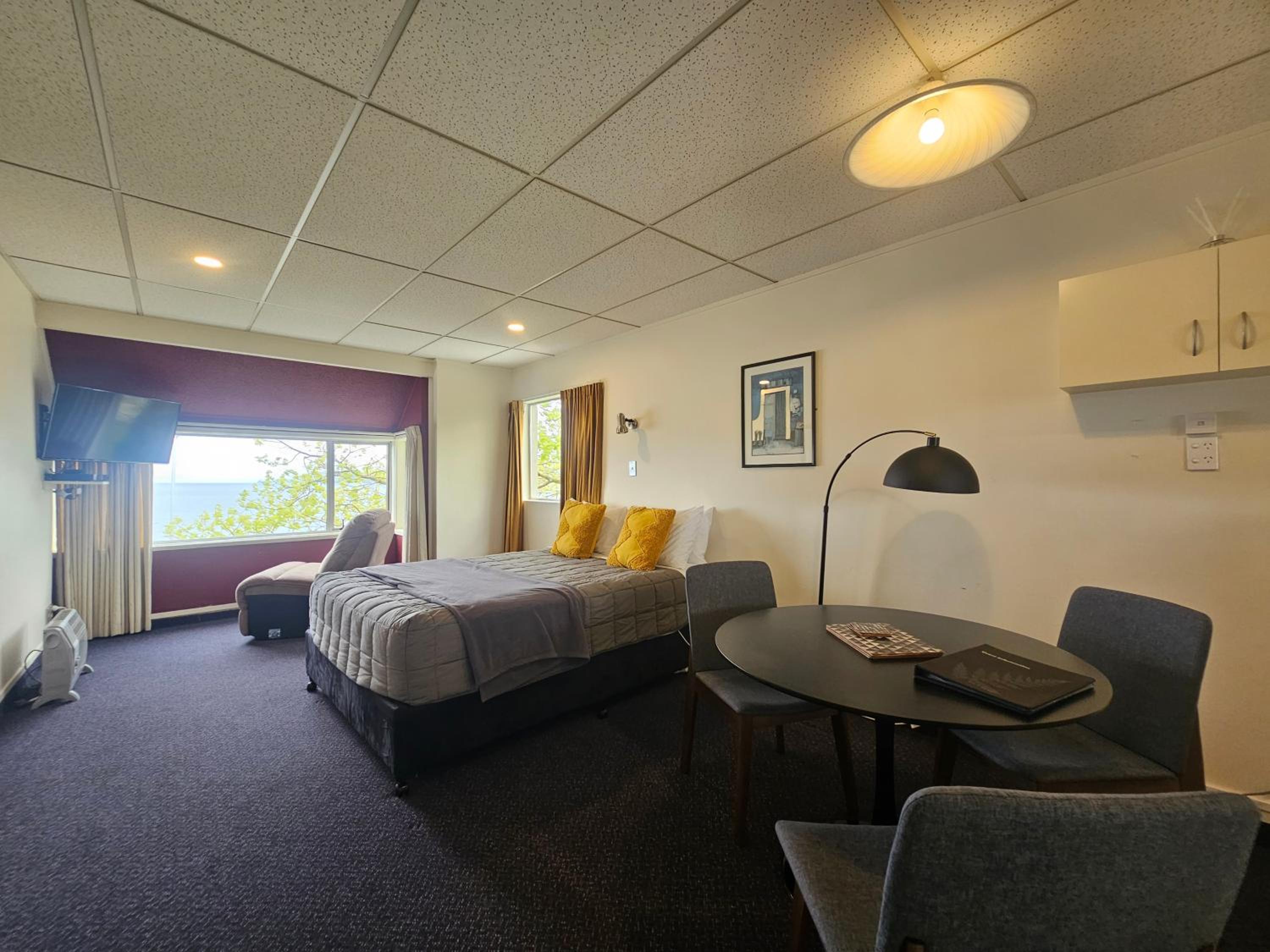 Tui Oaks Motel — photo 23
