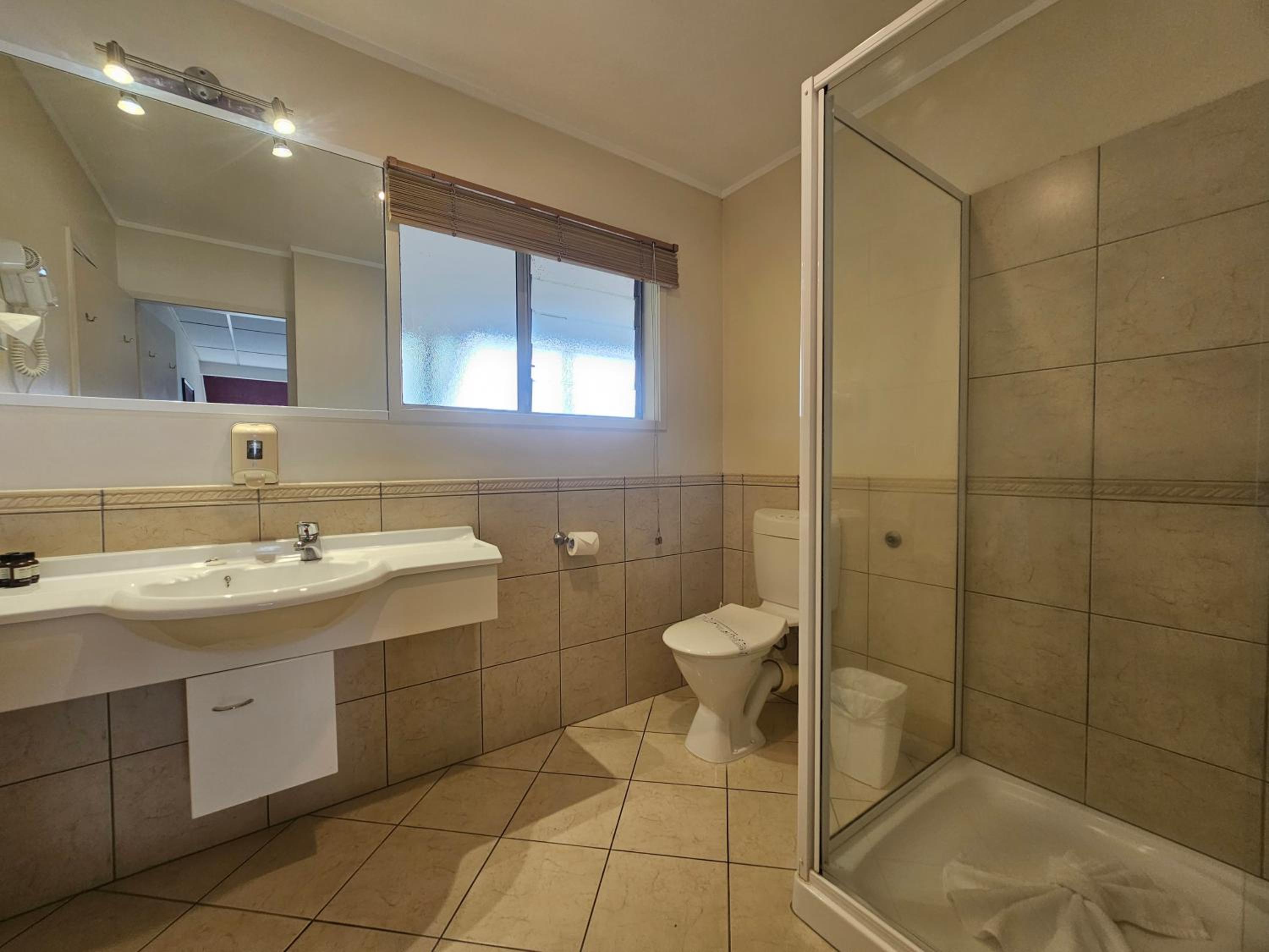 Tui Oaks Motel — photo 43