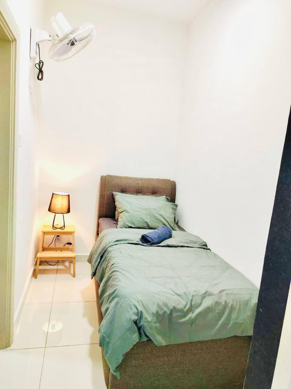 Mosaic Residence Mid Valley South Key BY R9 Homestay