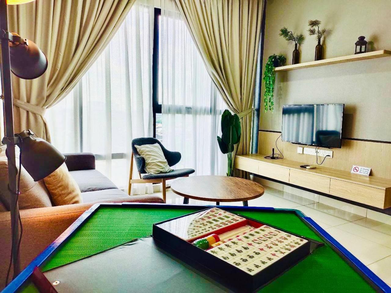 Mosaic Residence Mid Valley South Key BY R9 Homestay