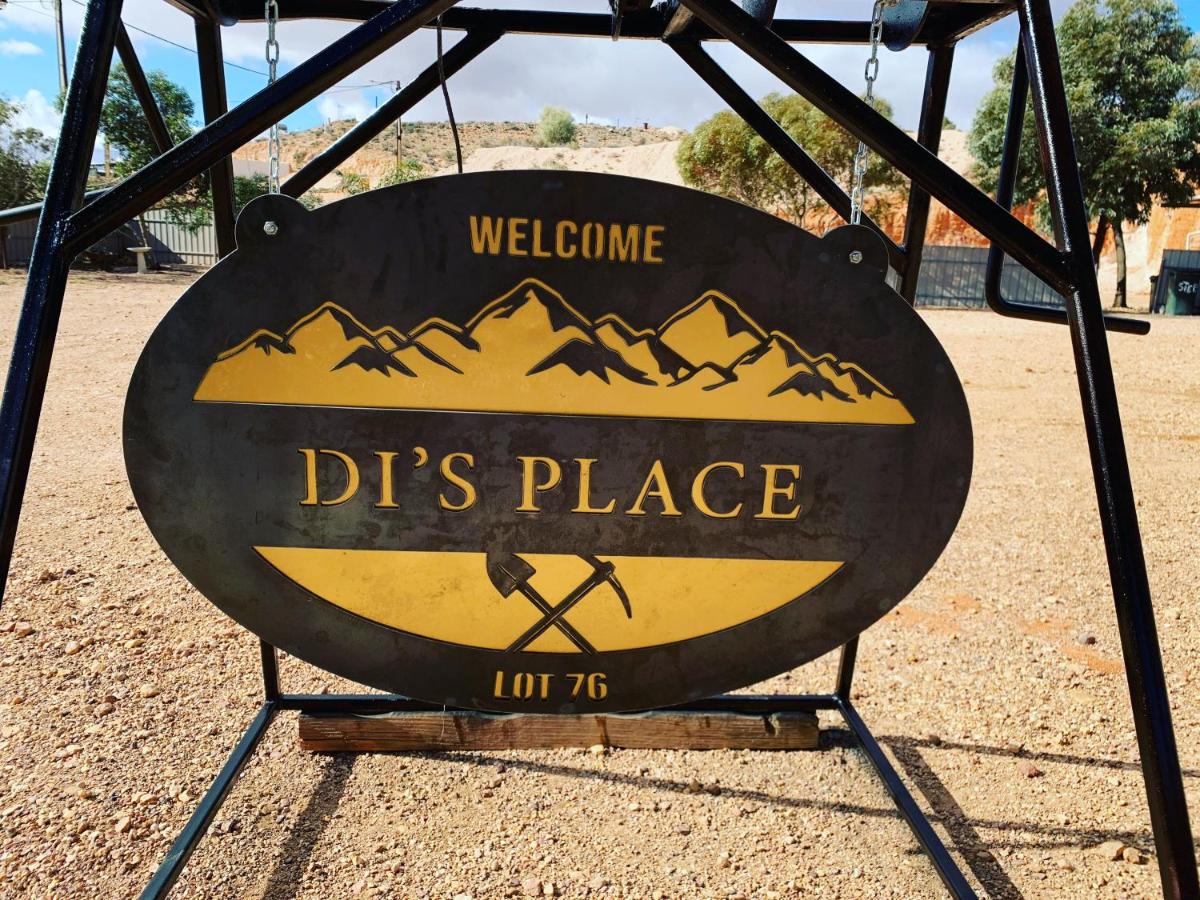 Di's Place