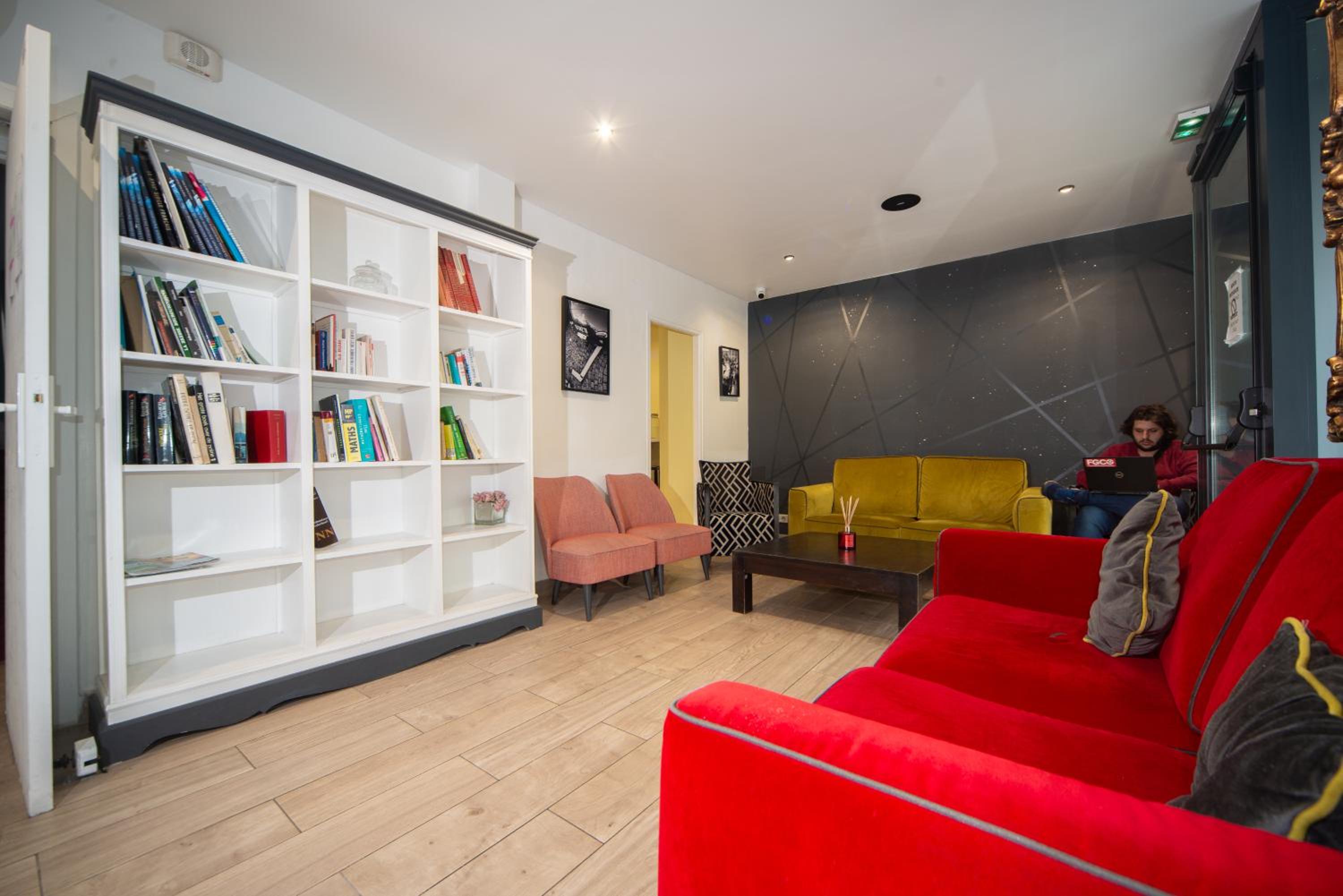 lounge