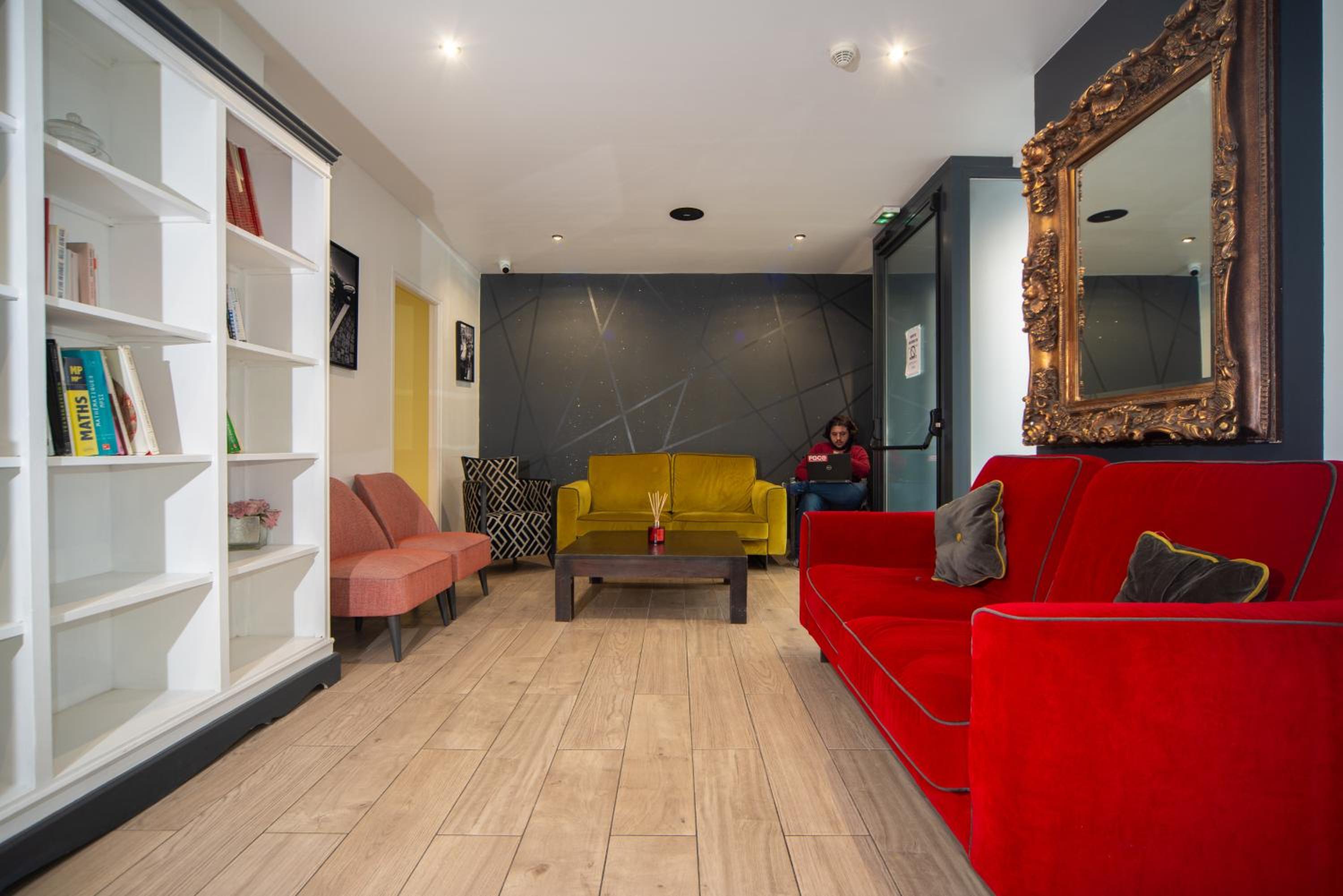 lounge