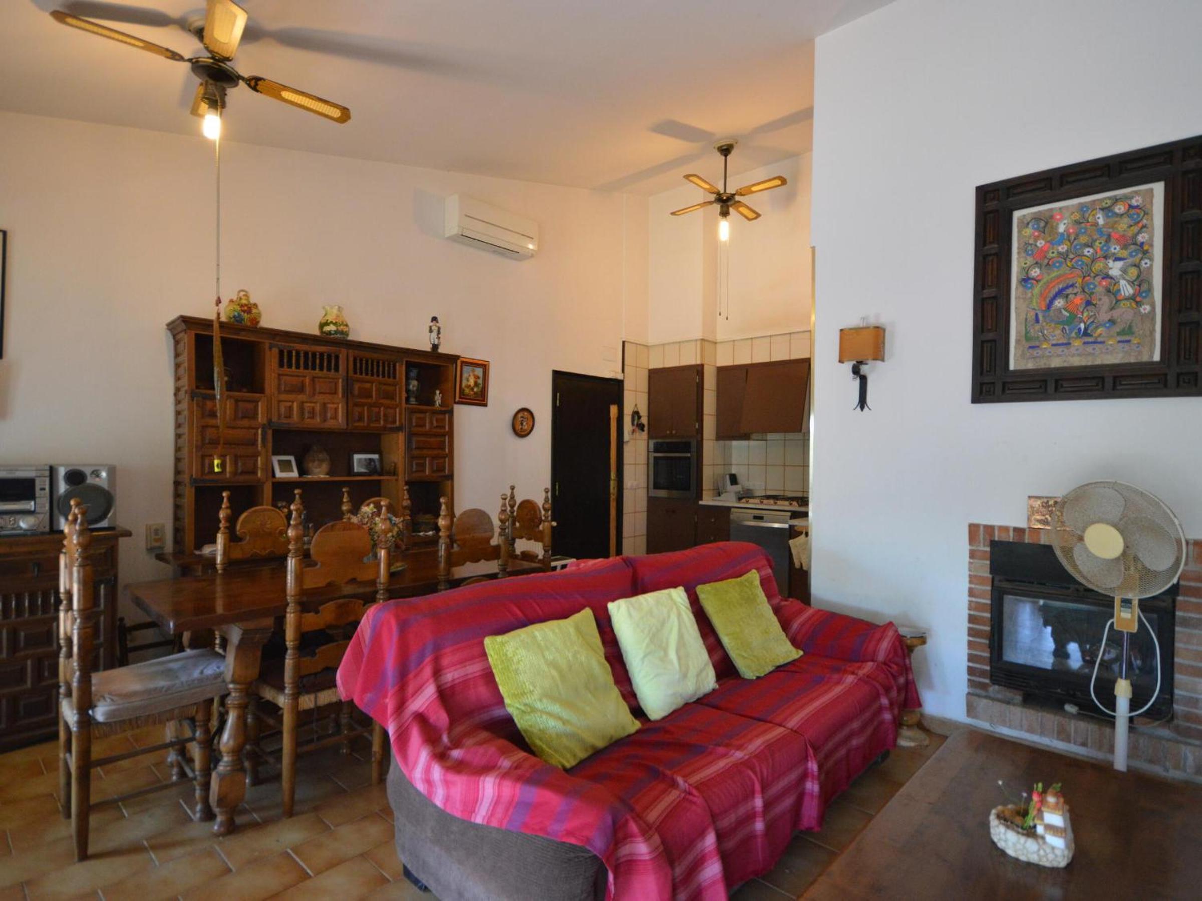 Casa vintage con piscina, WiFi y jardín en zona tranquila de Sant Pere Pescador - ES-89-120 photo 5