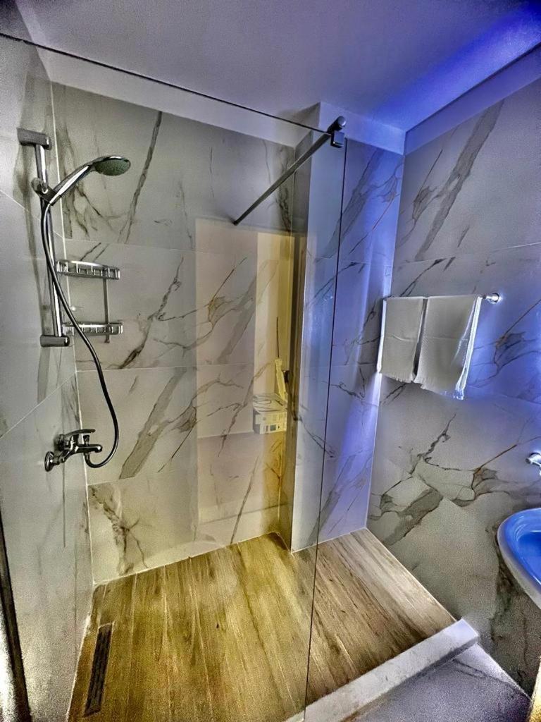 FaFa Deluxe apartments