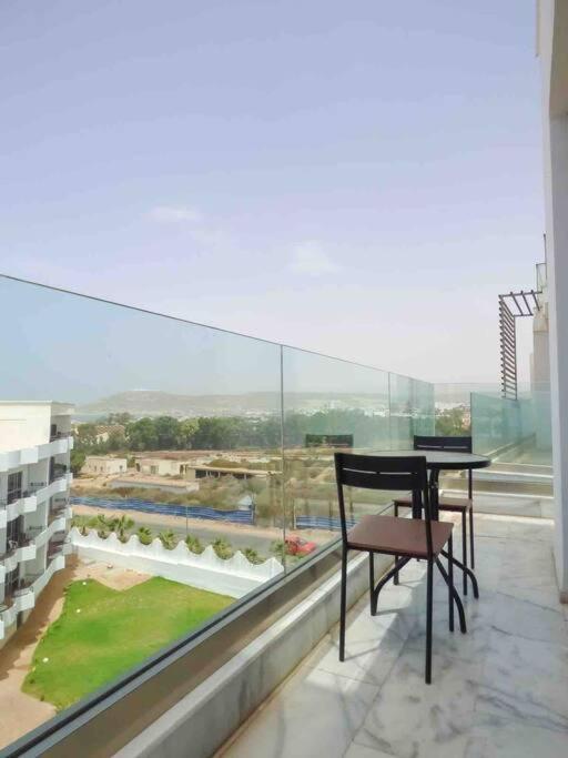 Luxurious Sea-View 2Br Apartment