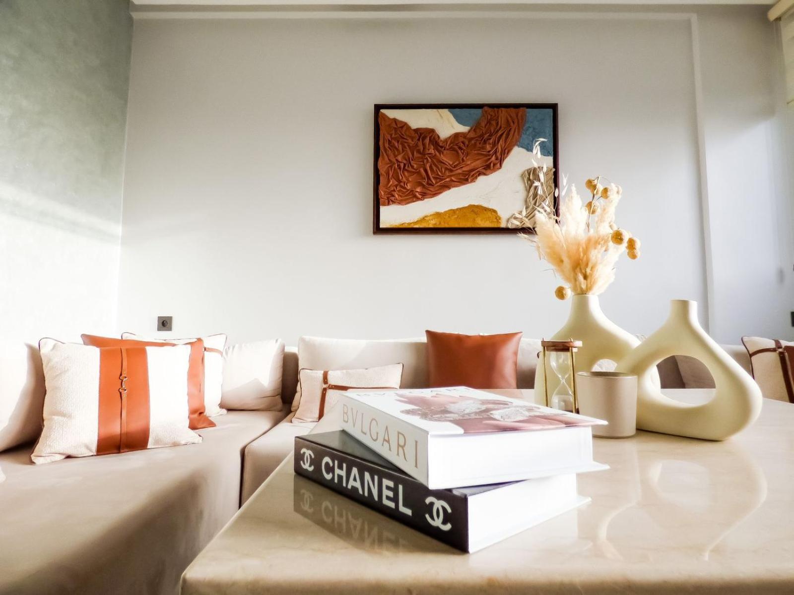 Luxurious Sea-View 2Br Apartment