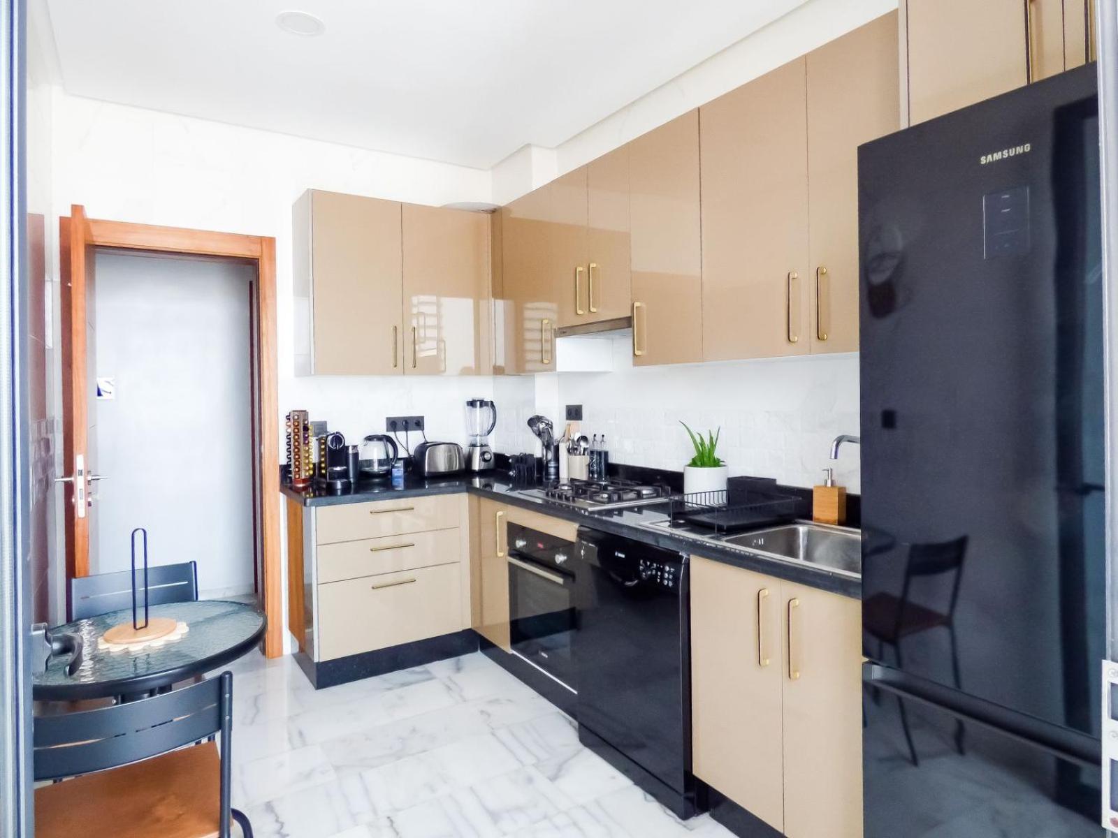 Luxurious Sea-View 2Br Apartment