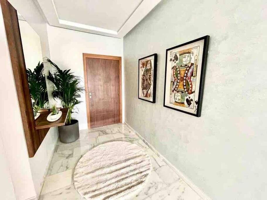Luxurious Sea-View 2Br Apartment