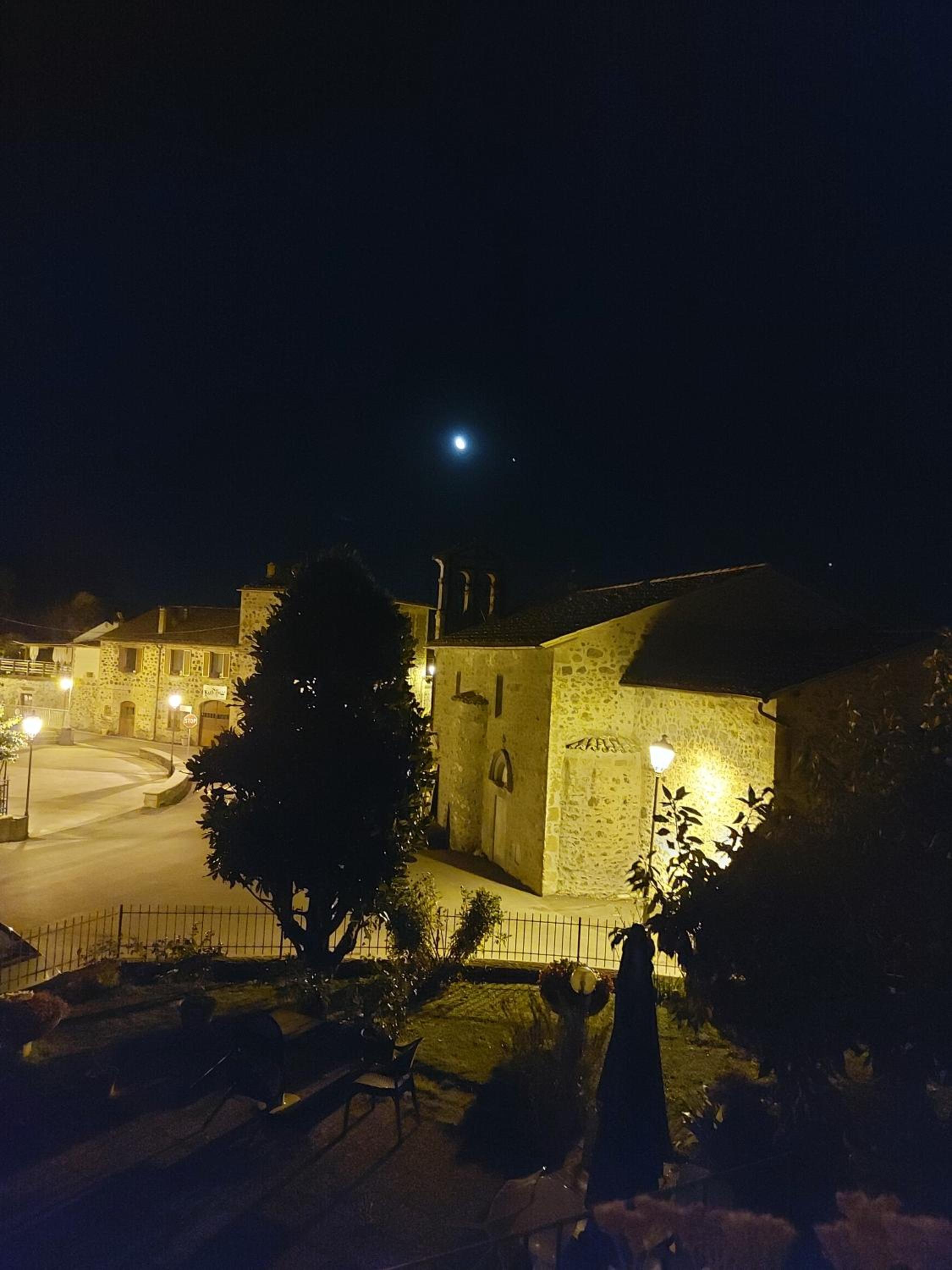 Photo 38