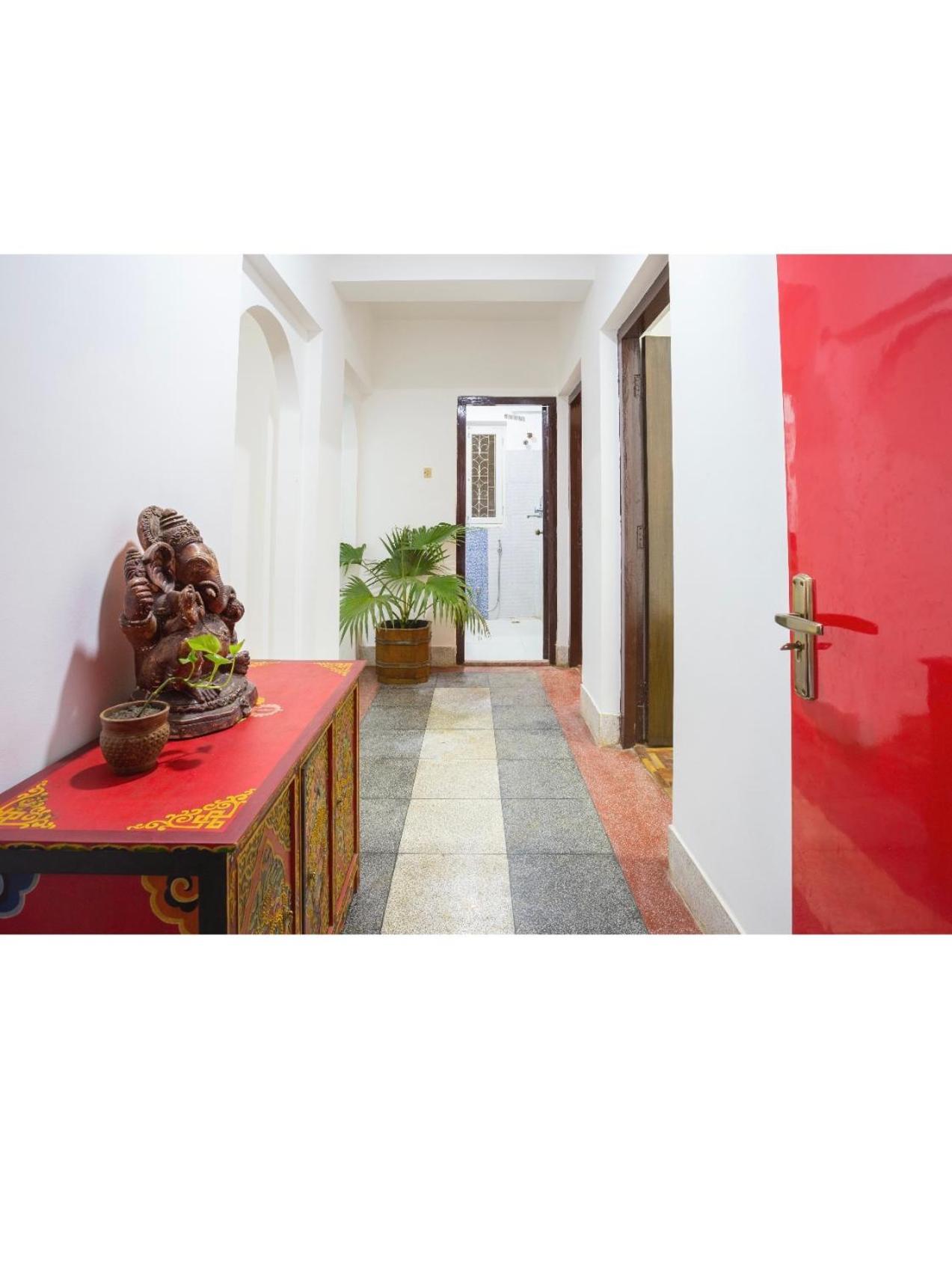 The Global Nomad Apt Centrally Located view 2
