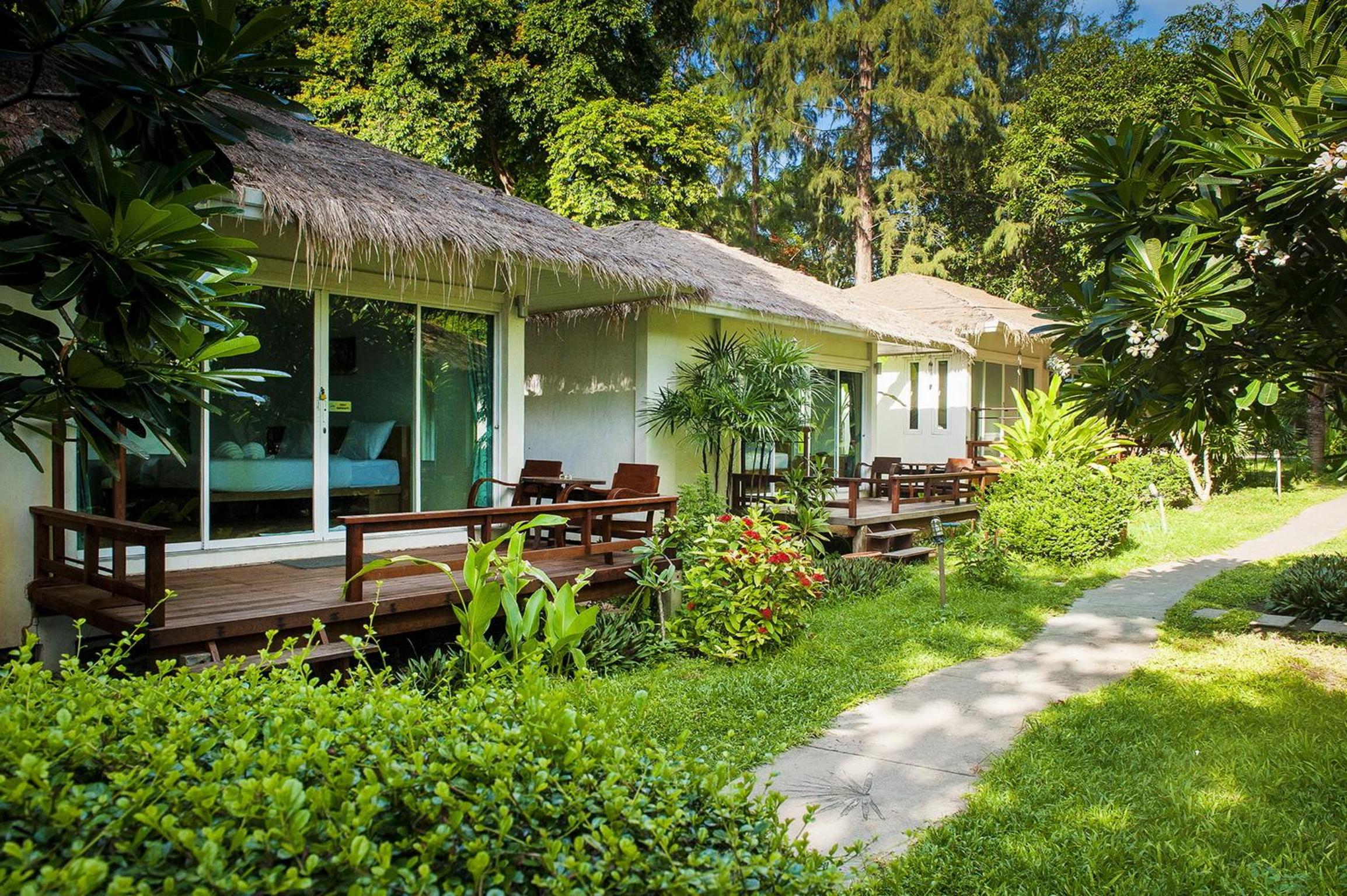 Larissa Samed resort