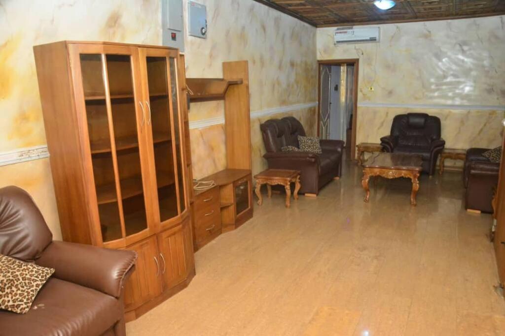 Short Lodge - Beware, Listing Inactive! view 2