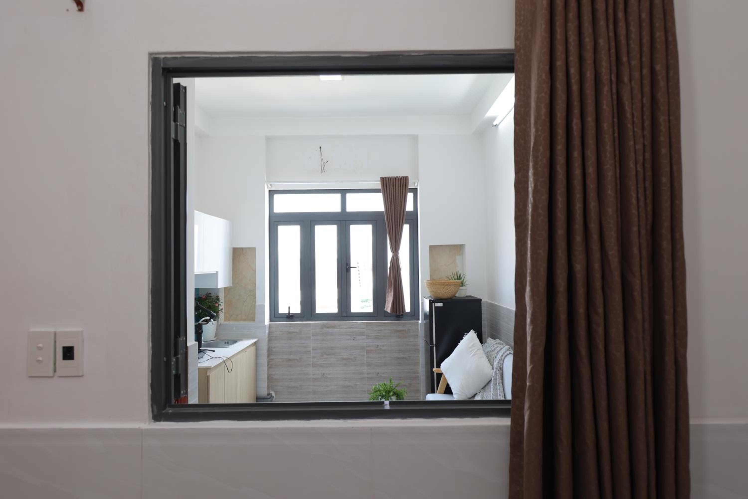Cozy studio in Phu Nhuan District near District 1
