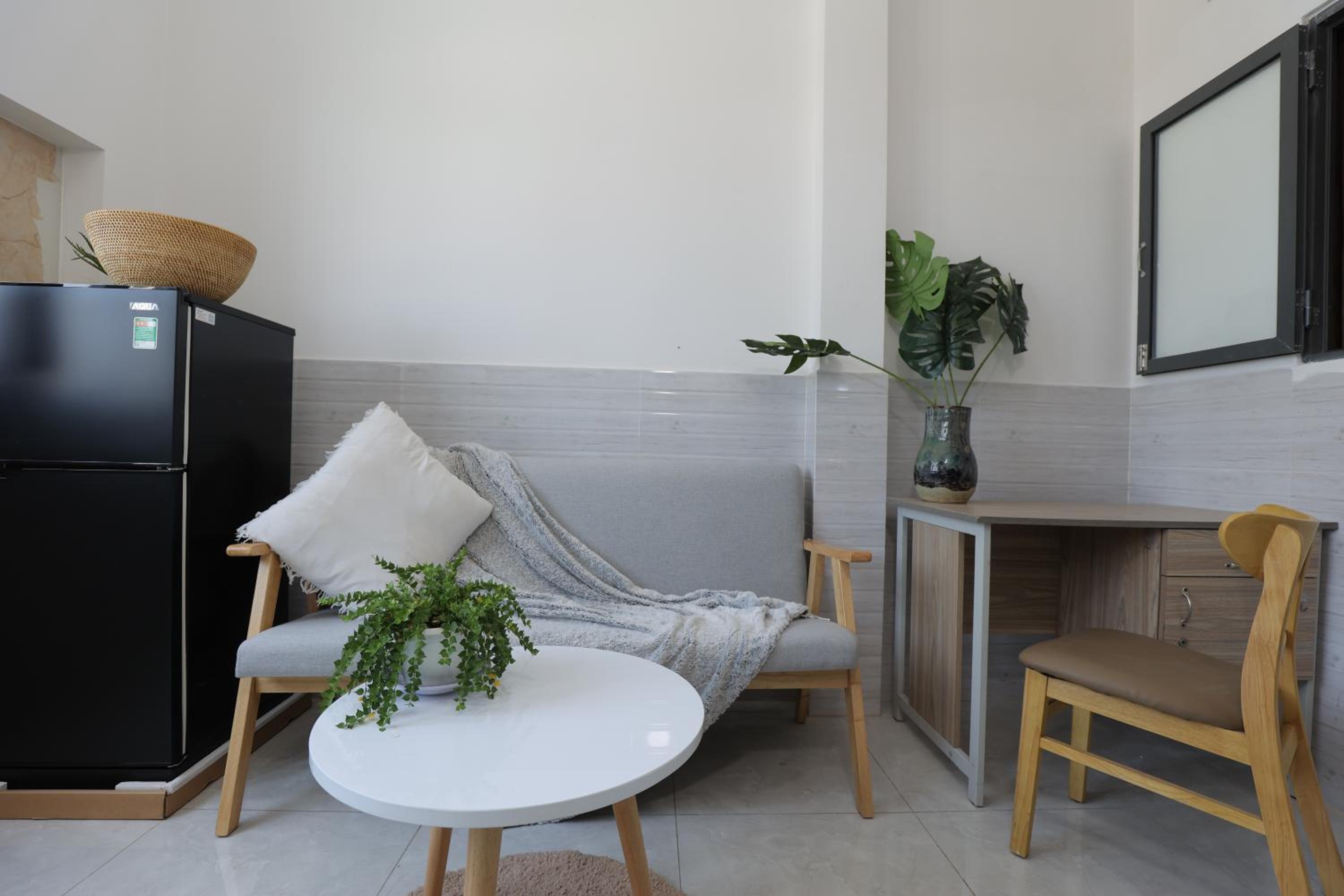 Cozy studio in Phu Nhuan District near District 1