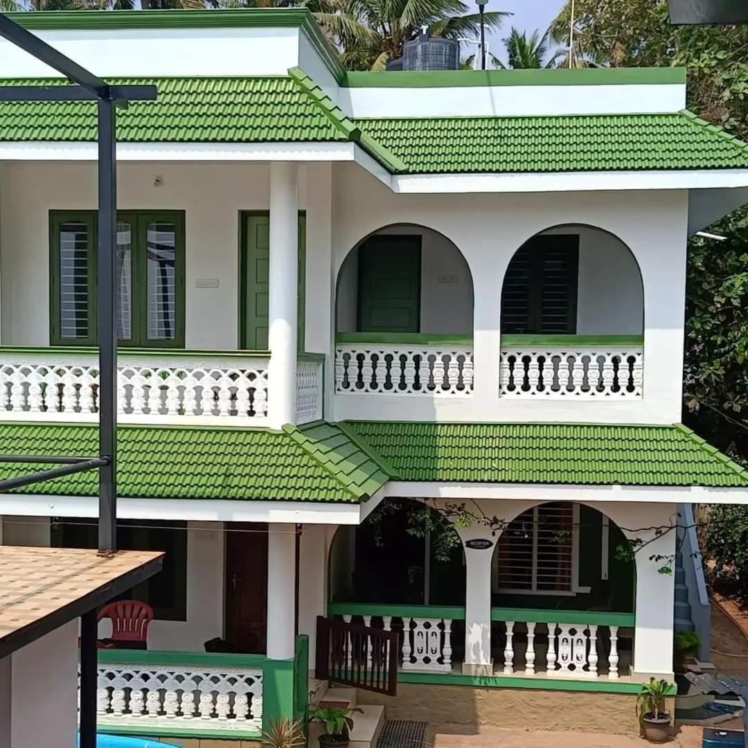 Pupa Homestay &Surf school