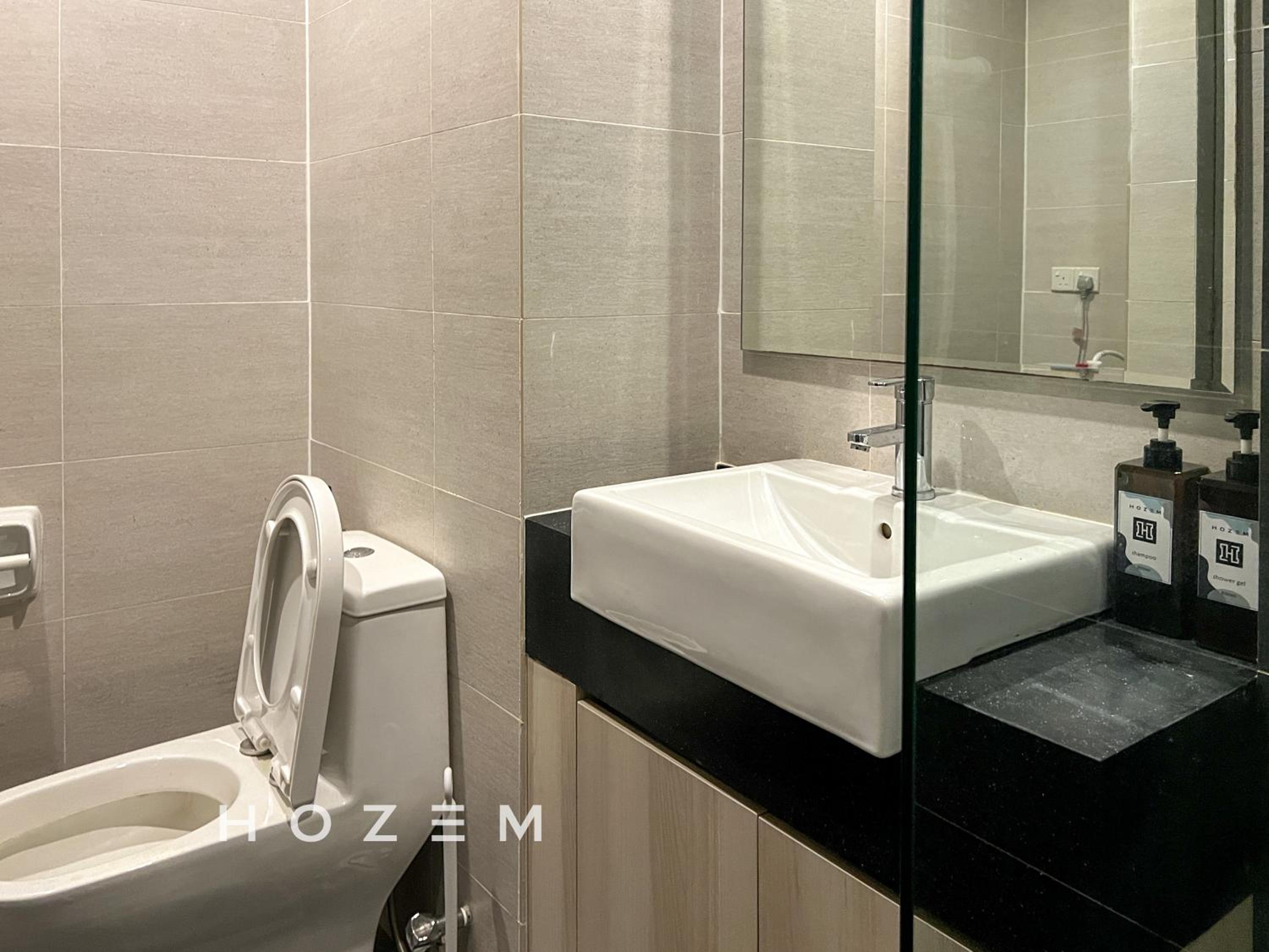 Queensville Muji Style Studio/3PX Near Ecocheras