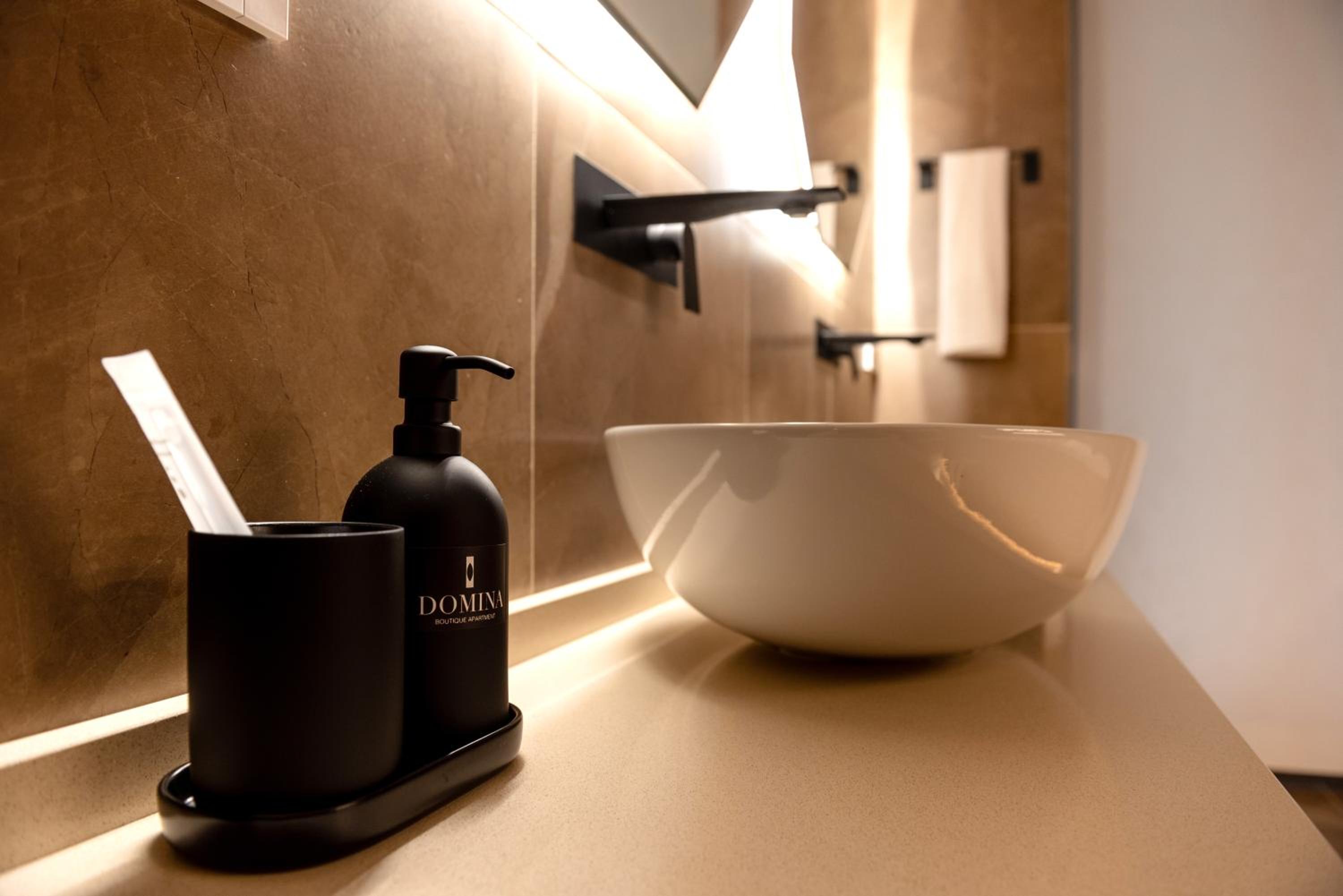 Domina-Boutique Apartment