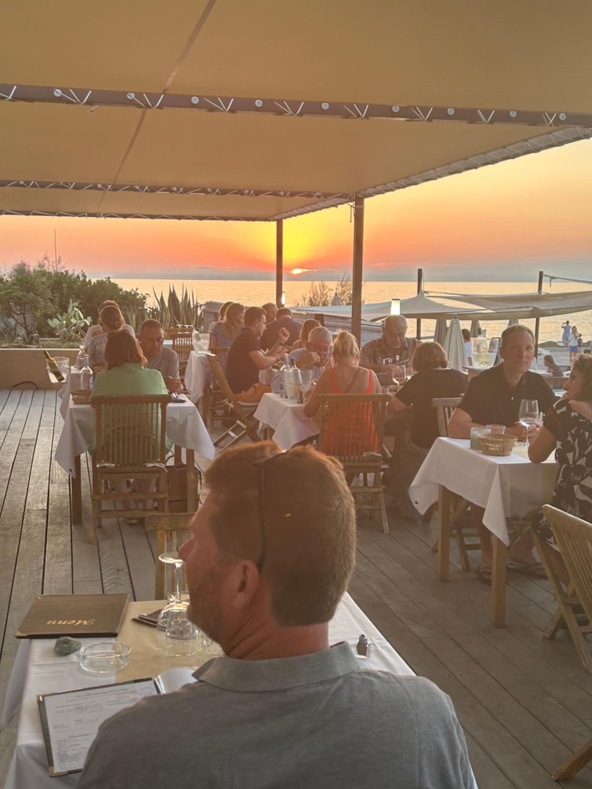 restaurant