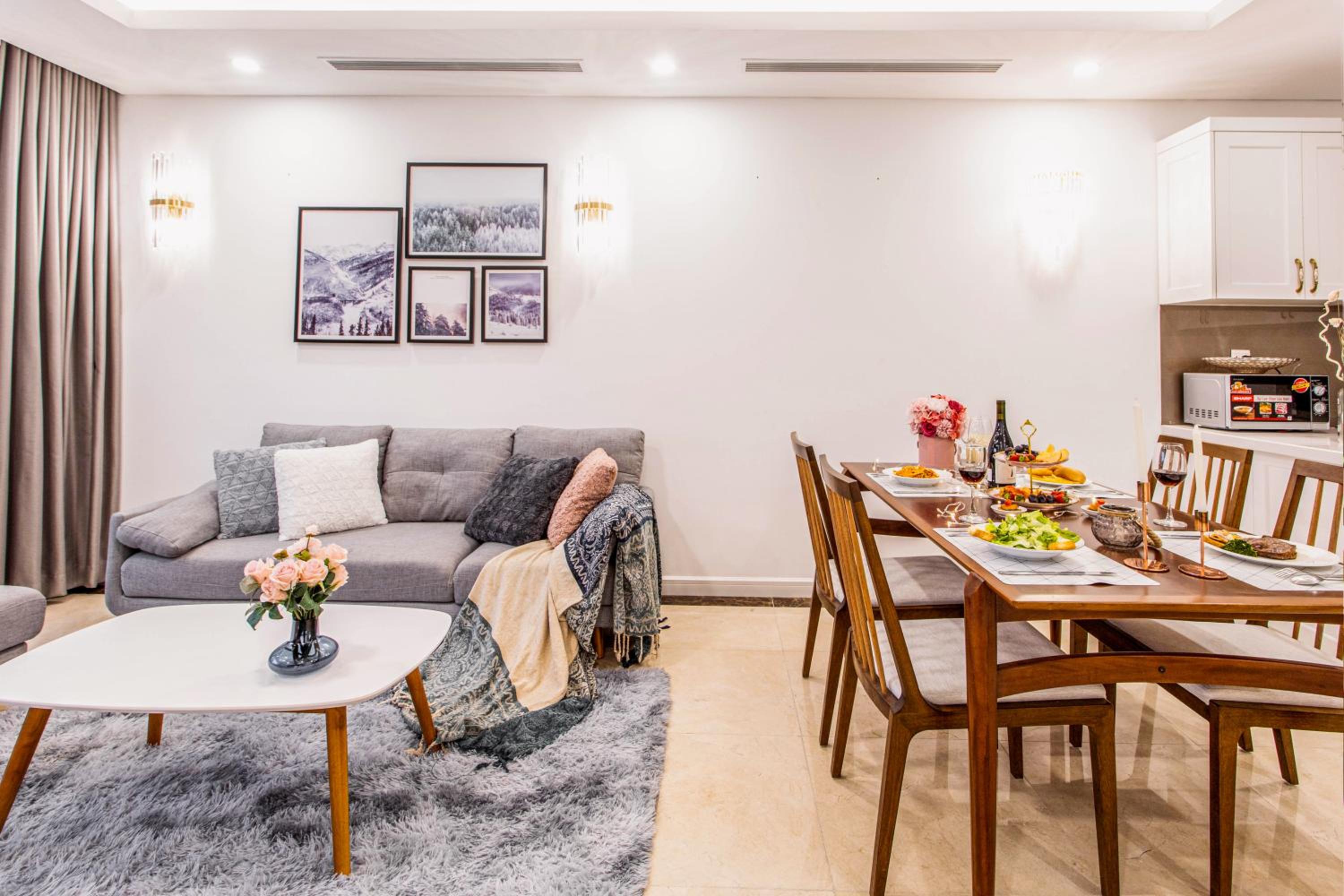 D'Leroi Soleil - Modern Apartment by West Lake