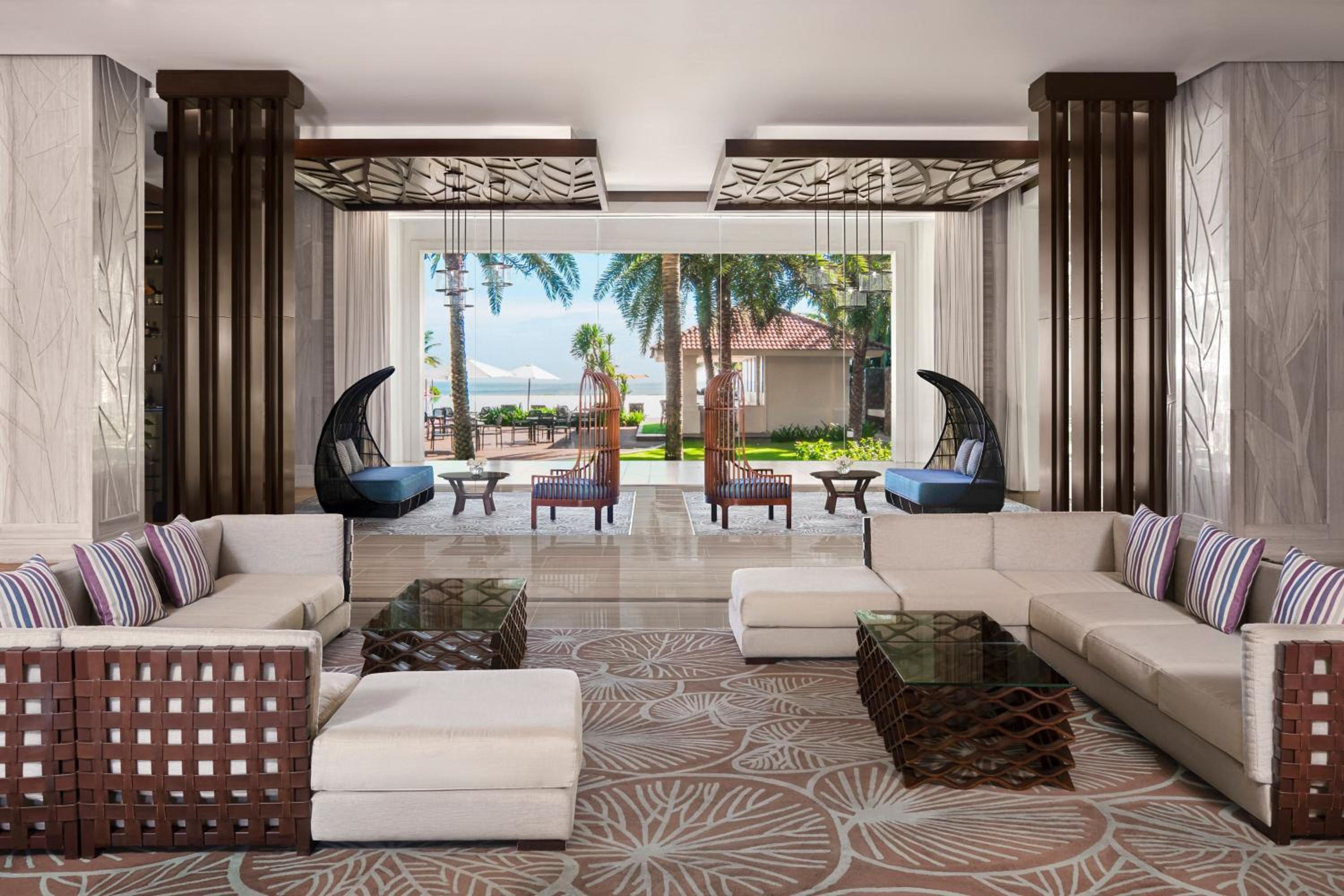 Renaissance Danang Hoi An Resort & Spa