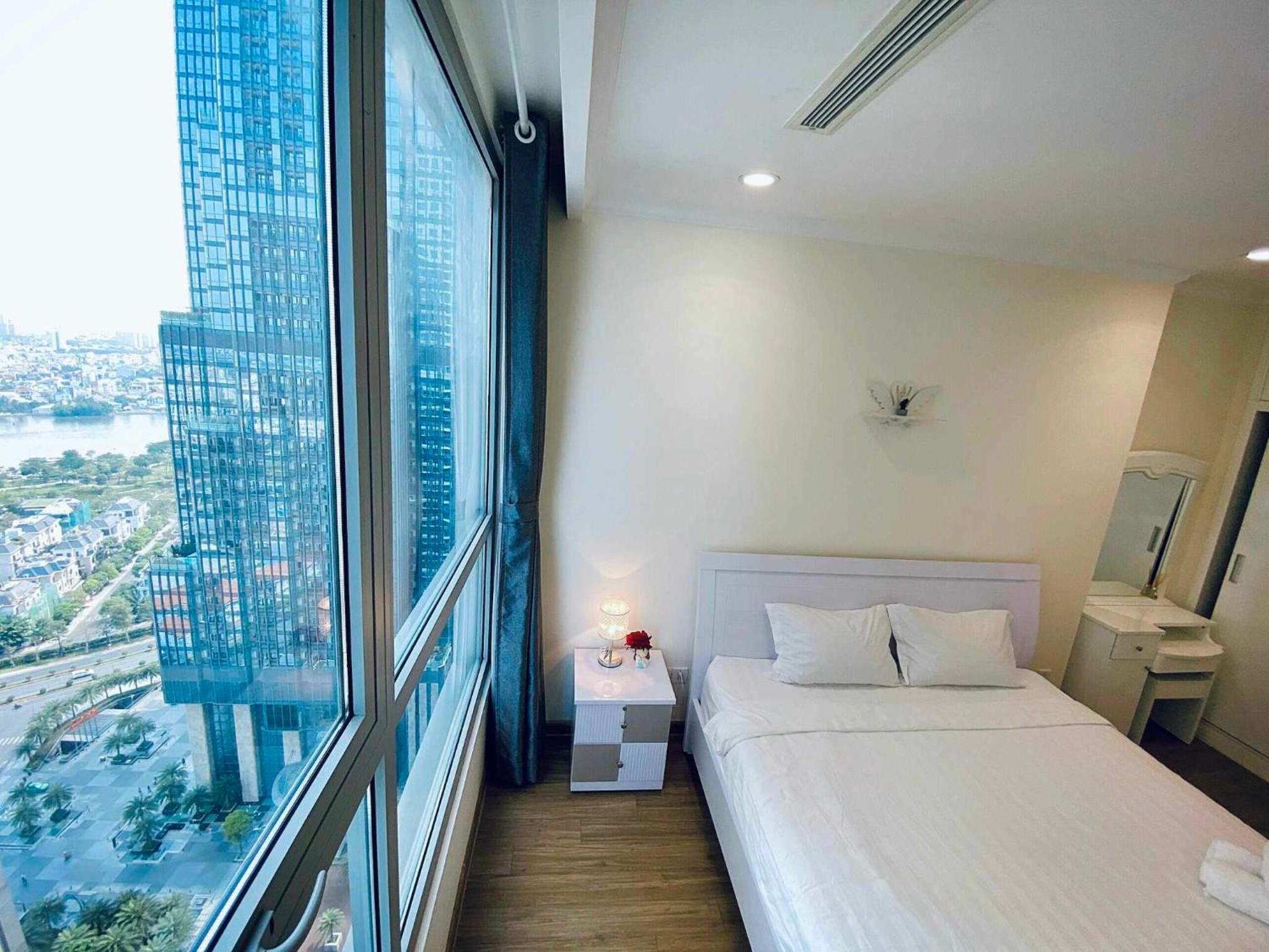 Luna Apartment