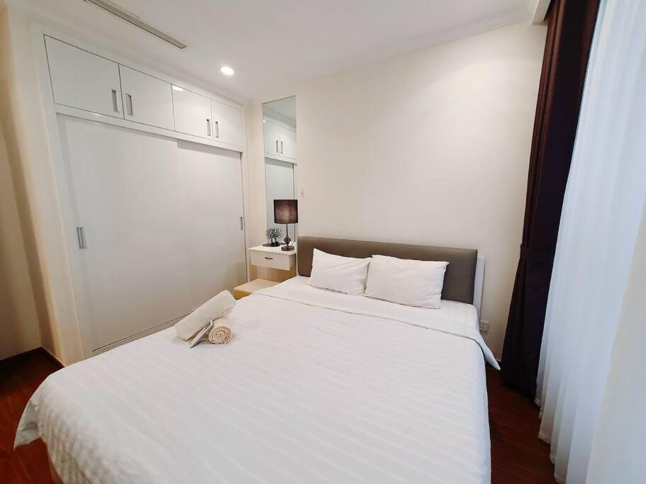 Luna Apartment