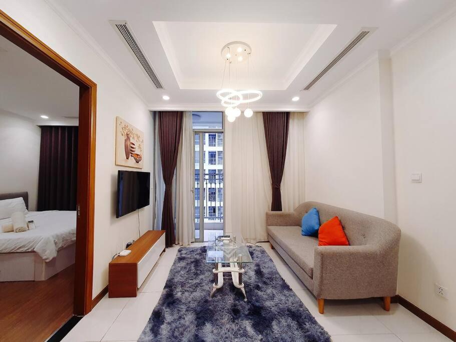 Luna Apartment