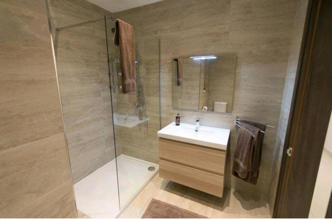 Orion Court 4C Stunning and Luxurious 3 bedroom apartment photo 5