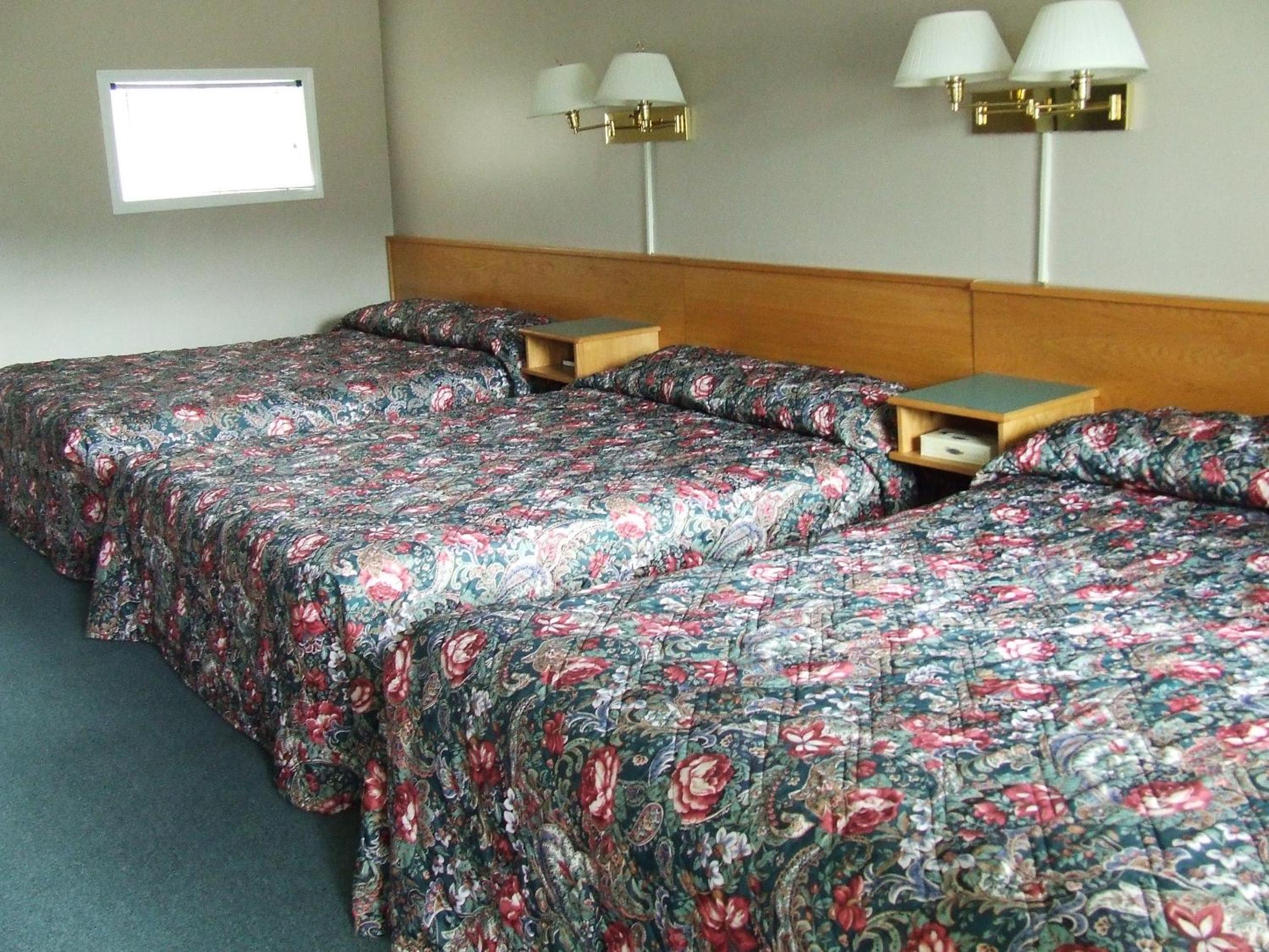 Golden Vacations - Ponderosa Motor Inn - Property Image 3