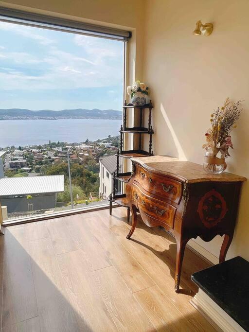 Millions View - Hobart